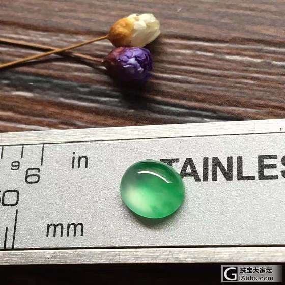 高冰 强荧光 飘绿 戒面_戒面翡翠