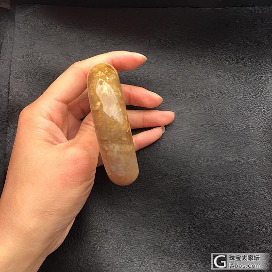 台湾珊瑚玉手镯吊坠_珊瑚玉