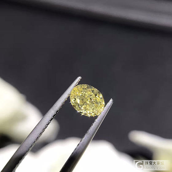 0.76 fy 中彩黄钻 椭圆。现货_彩钻