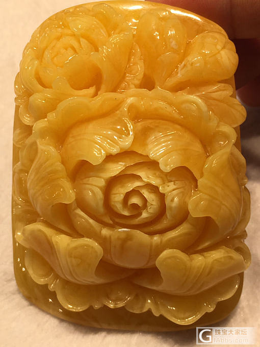 花中之王_蜜蜡挂件
