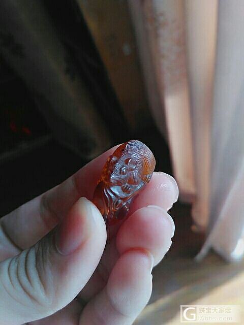 小老鼠_琥珀雕刻