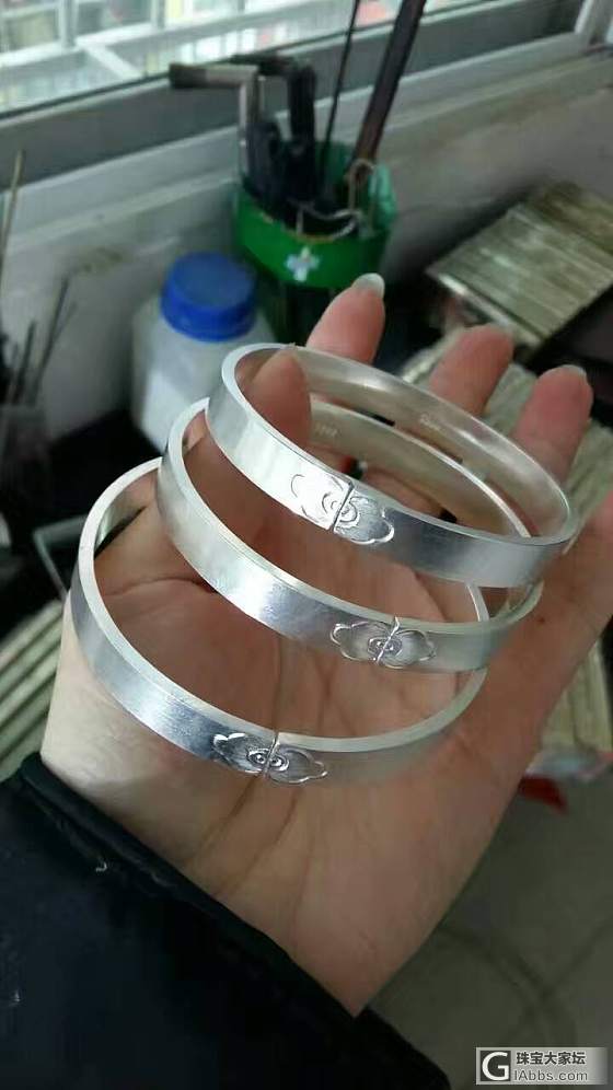 纯银不怕发黑！洗银水洗洗就好_银