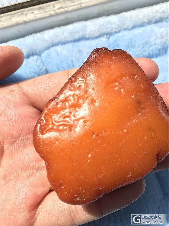 顺利截团！水色烟头家20-90蜜蜡原石开团_琥珀蜜蜡原石