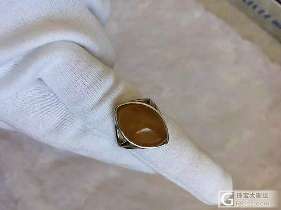 收藏了32个自己磨的蜜蜡戒指，_琥珀蜜蜡