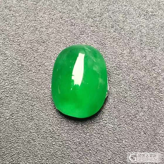 翡翠阳绿蛋面_蛋面翡翠