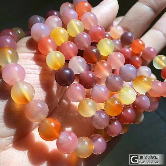 求问：盐源玛瑙有冰种的么_玛瑙珠串