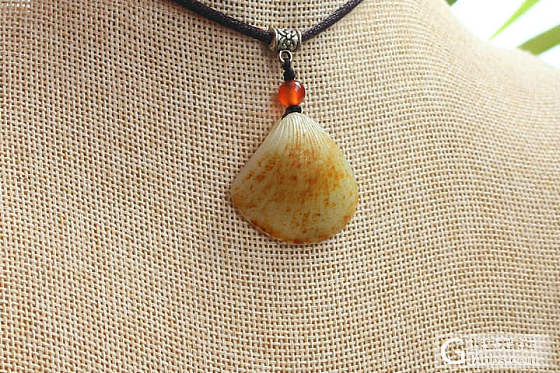 【荣毅】3月13上新：两件 高油润 艳丽 宜佩 精品！_和田玉挂件
