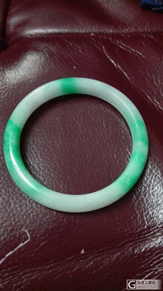十年前香港名店买的手镯（是不是一眼假）_手镯翡翠