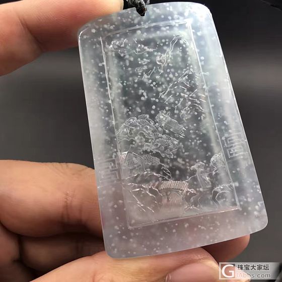 大师级飘雪牌_挂件玉工翡翠