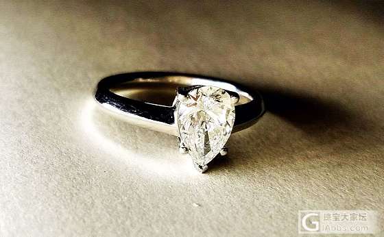 多年好友订婚啦，祝福！_钻石戒指
