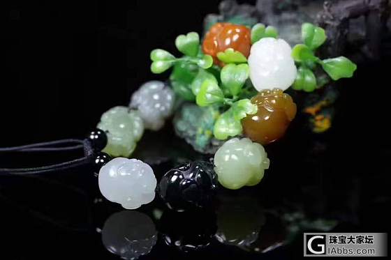 【招财猪】和田玉多宝手串系列，多宝招财猪手串，玉质油润，线条流畅，工艺精湛，纯手..._和田玉珠串