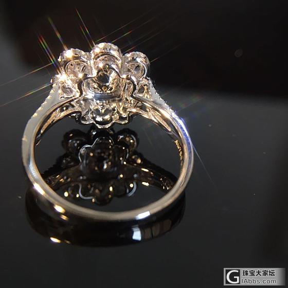 天然黄钻花瓣戒指现货，主石：0.72ct 副石：0.602ct_彩钻戒指