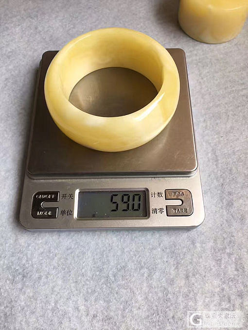 圈口57mm，纯天然白蜜手镯一套，极品中的极品，自然光实拍，实物上手更好看，无杂..._蜜蜡手镯