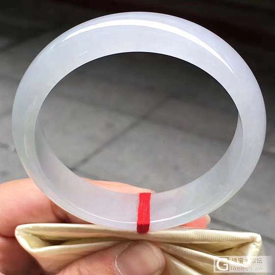 推荐一性价比超高的手镯_手镯翡翠