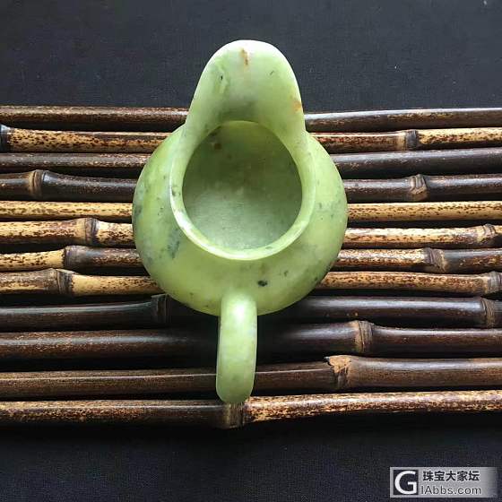 天然石材茶海，尚未抛光 属于杂石，器型工整，形态饱满 尺寸约135×90×65_玉石茶具