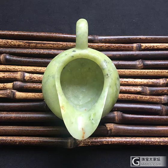 天然石材茶海，尚未抛光 属于杂石，器型工整，形态饱满 尺寸约135×90×65_玉石茶具