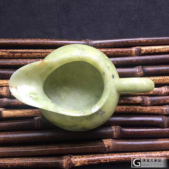 天然石材茶海，尚未抛光 属于杂石，器型工整，形态饱满 尺寸约135×90×65_玉石茶具