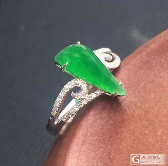 精品翡翠新货_挂件翡翠戒指