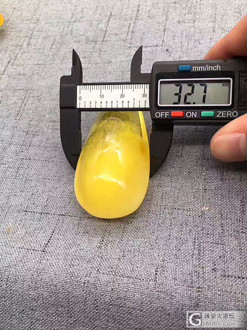 26.2克，纯天然蜜蜡半蜜半珀随型吊坠，非常漂亮，价格合理[愉快]微信17878..._琥珀蜜蜡