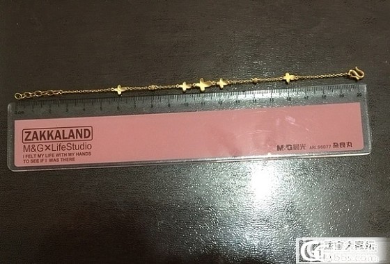 周大福 蝴蝶手链 18K白小太阳花坠子_首饰