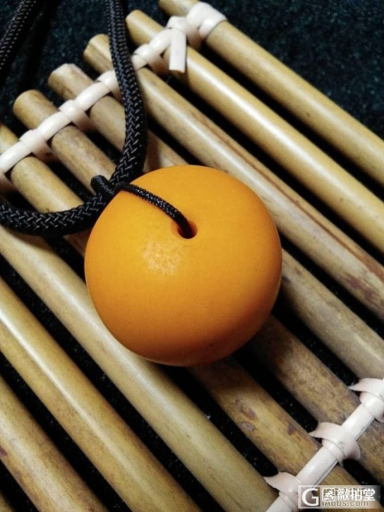 藏料老蜡老色磨砂大平安扣_蜜蜡挂件