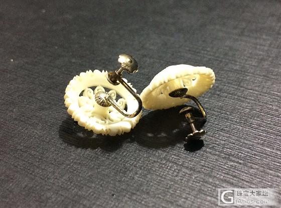 很精致的925银小耳钉_牙骨角耳钉