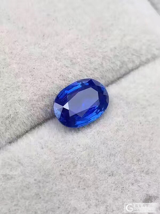 2.62ct，无烧矢车菊。带AIGS证书。晶体透明度非常好，内部干净，漂亮蓝色，..._蓝宝石刻面宝石
