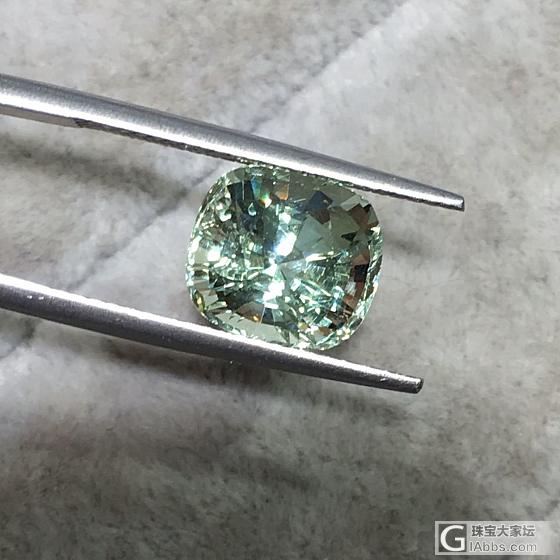钒金绿宝石_刻面宝石金绿宝石
