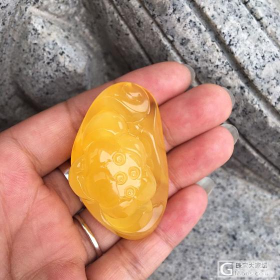 太美了，莲花_琥珀蜜蜡挂件