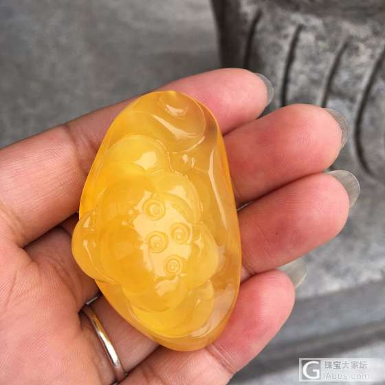 太美了，莲花_琥珀蜜蜡挂件