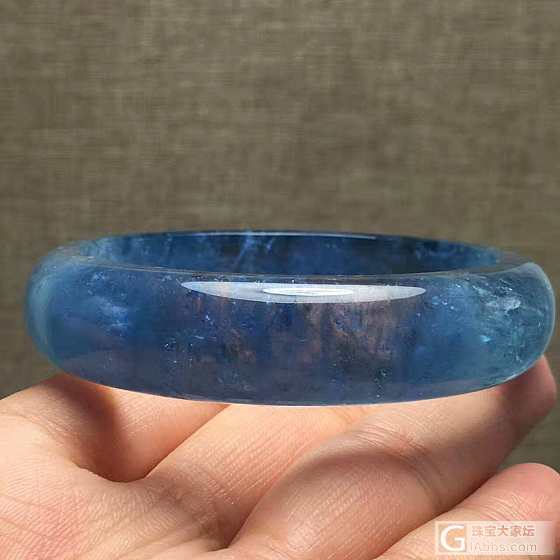 炎热的天气是不是得来个海蓝宝😏_手镯海蓝宝