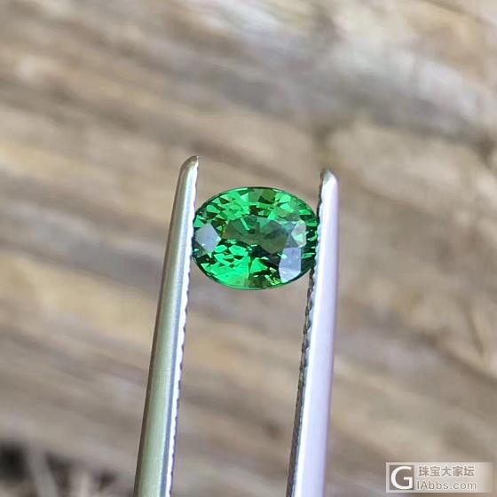 沙弗莱 4.5*6*4mm   0.94克拉     整颗1500_刻面宝石沙弗莱