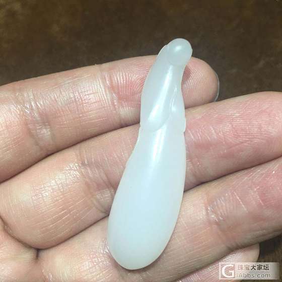 高白羊脂玉兰花的诞生_和田玉挂件