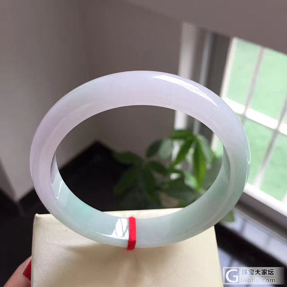 求大家帮忙看看这是真的嘛？_手镯翡翠