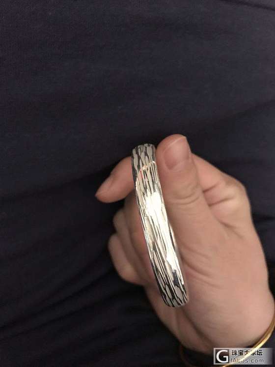 逛街，买了个新镯子_手镯银