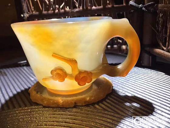 马料玉髓梅花杯_玉髓
