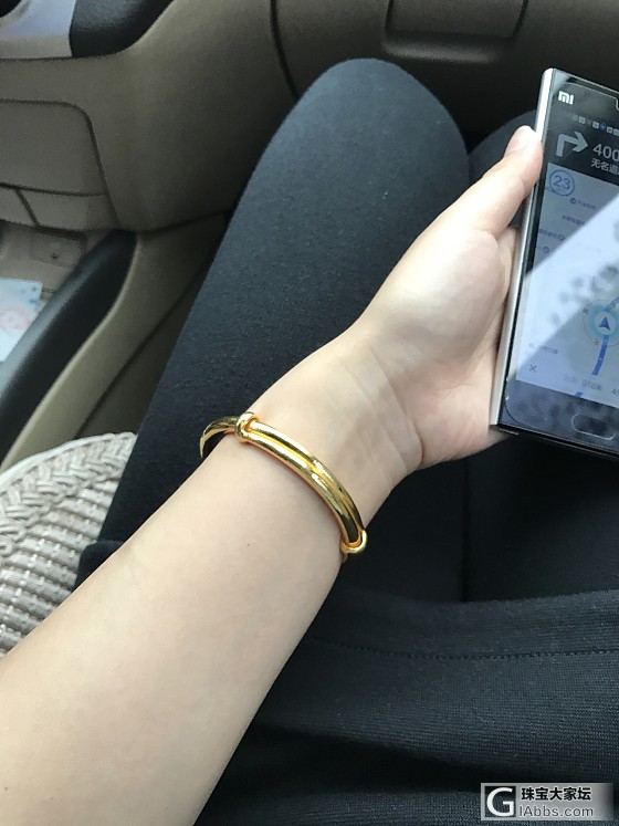 再秀秀我的百克抽拉_手镯金
