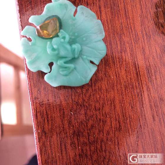 荷叶青蛙_彩色宝石设计
