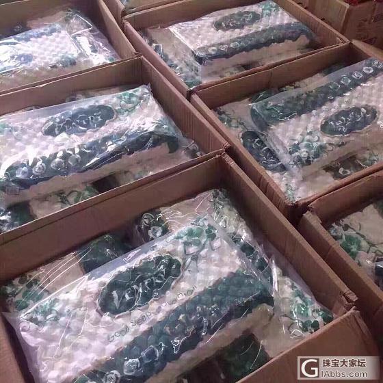 新到一批泰国乳胶枕 促销价250.买到就是赚到_品味