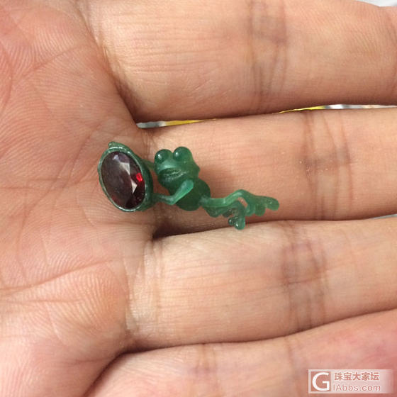 刚雕刻好的蜡_镶嵌