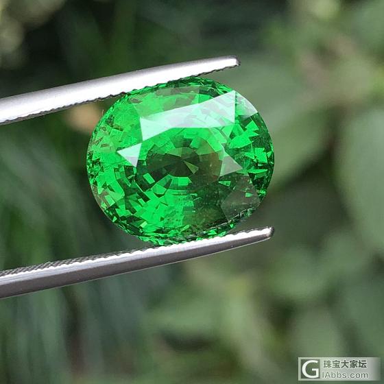 收藏精品沙沙。11卡，沙弗莱，VVD GREEN。几乎全净，颜色浓度适中。 鲜绿..._刻面宝石沙弗莱