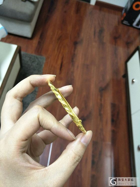 周大福手镯_金