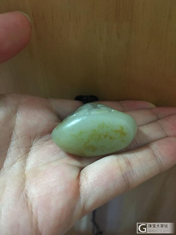 偶遇一枚生肖虎洒金皮独籽_挂件和田玉