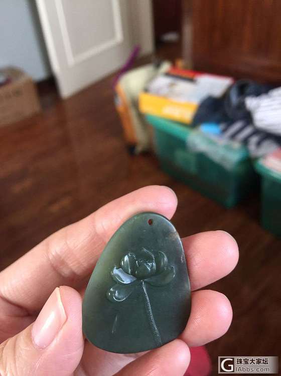 四朵荷花_和田玉
