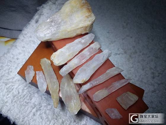请专业老师点评这块钻石原石_原石
