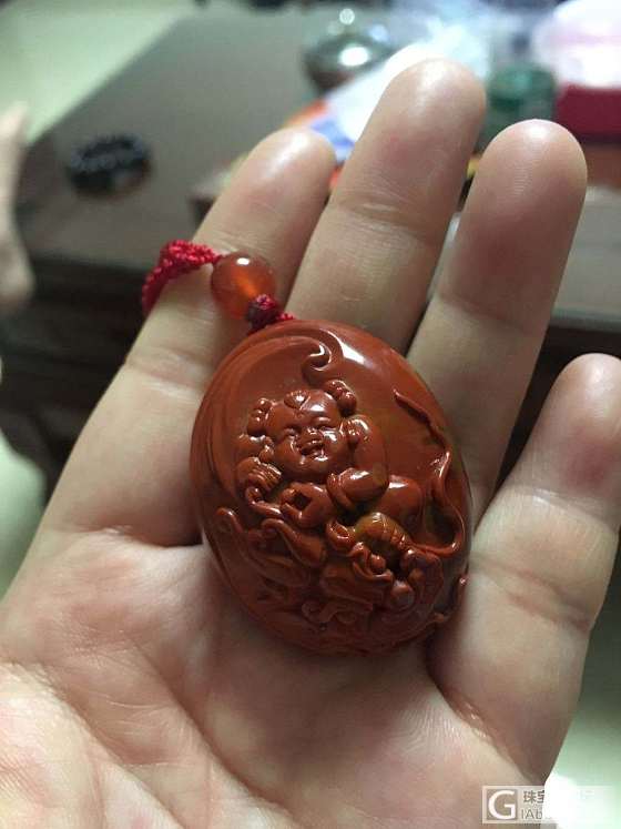 求鉴定求估价！我爸又被药了！说是川料南红！_挂件南红