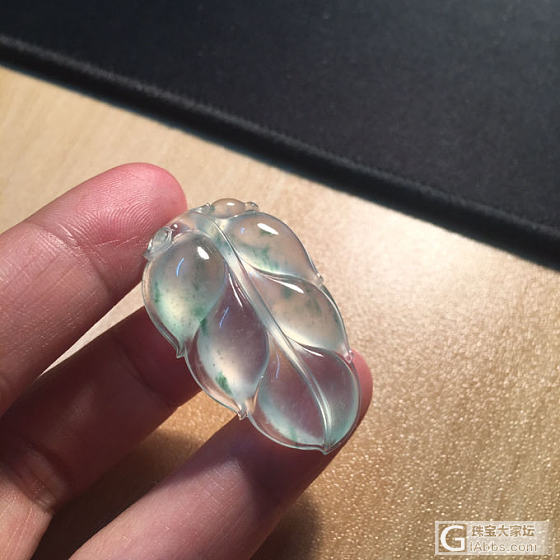 翡翠 高冰飘绿花叶子_翡翠