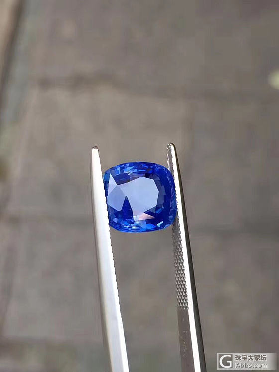 4.52ct，无烧矢车菊。 全净。 大台面。配LOTUS证书。性价比高，欢迎询价！_刻面宝石蓝宝石