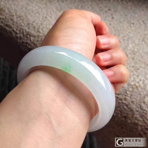 【迈绿】5.8 又到了晒成咖啡豆的季节了_手镯翡翠