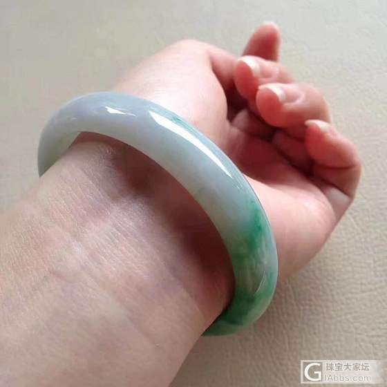 【迈绿】5.8 又到了晒成咖啡豆的季节了_手镯翡翠